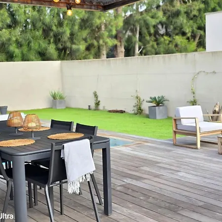 Casa vacanze Maison Pour 4 à 6 Pers à Cala Rossa Lecci